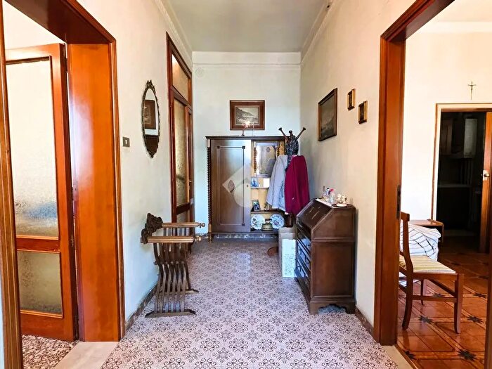 Appartamento bilocale in vendita in Via Cisa, Borgo Virgilio