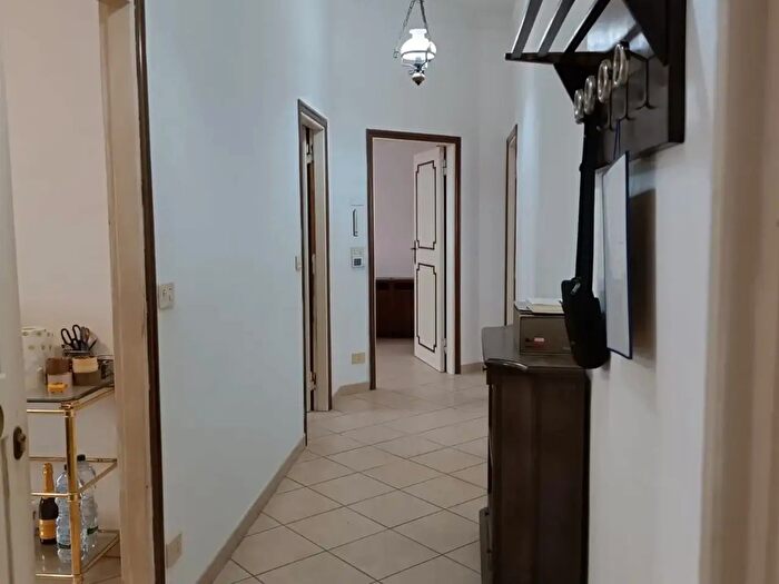 Appartamento quadrilocale in vendita in Roma, Massa