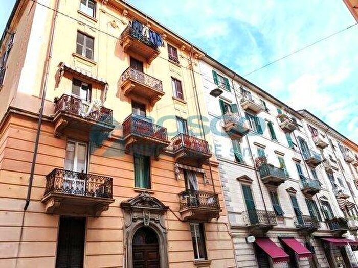Appartamento con 7 locali in vendita in Viale Giuseppe Garibaldi, La Spezia