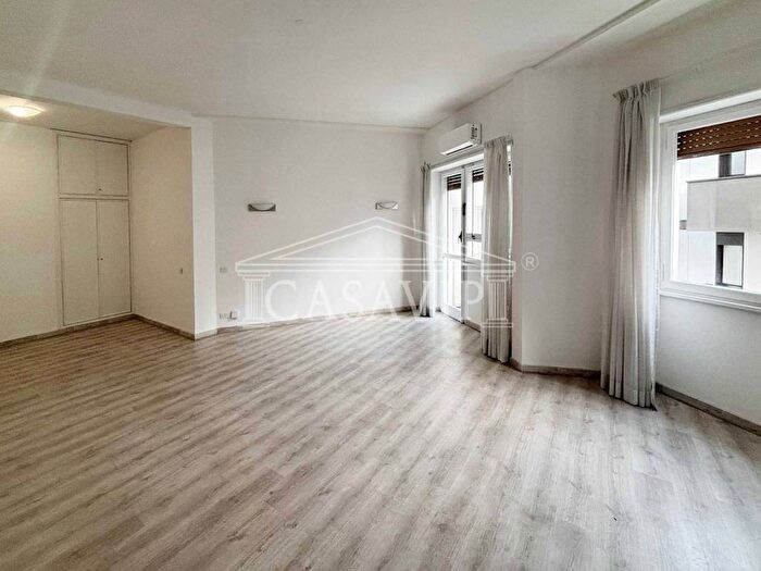 Appartamento bilocale in affitto in Via Pompeo Neri, Vigna Clara Vigna Stelluti, Roma