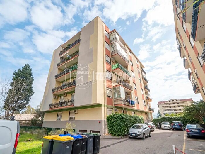 Appartamento quadrilocale in vendita in Via Marco Polo Peloritano, Messina