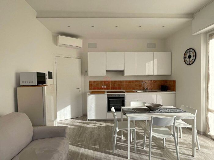 Appartamento bilocale in affitto in Via Alessandro Reccagno, Centro, Varazze