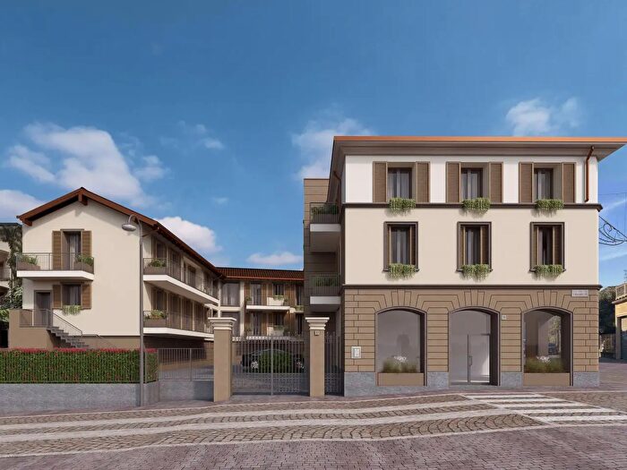 Case in Vendita e in Affitto - 2