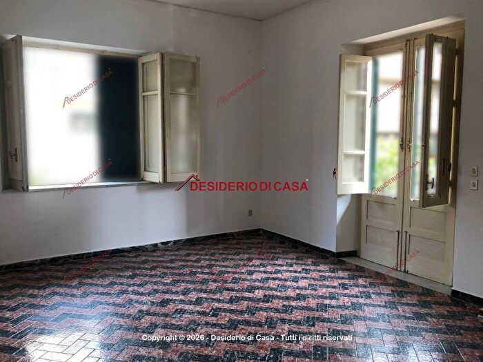 Appartamento trilocale in affitto in Via Passo del Carretto, Centro, Bagheria