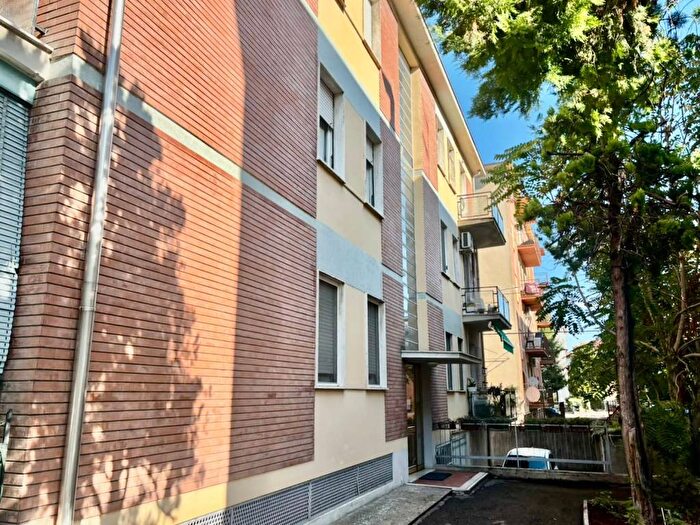 Appartamento trilocale in affitto in Via Marco Aurelio Cavedagni, Ospedale Volturno, Parma
