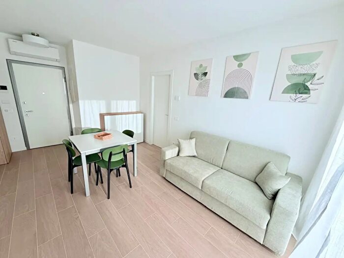 Appartamento bilocale in affitto in Via Comune Antico, Milano