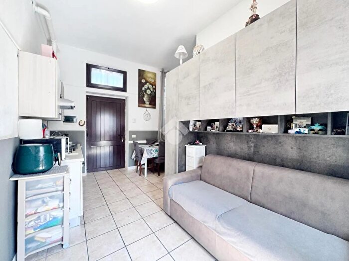 Appartamento monolocale in vendita in Via Giacomo Leopardi, Seregno