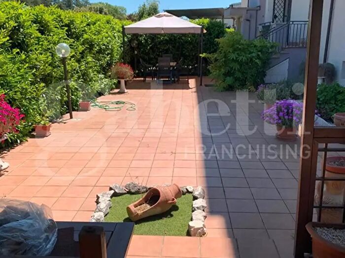 Appartamento con 5 locali in vendita in Via Catalano, Civita Castellana