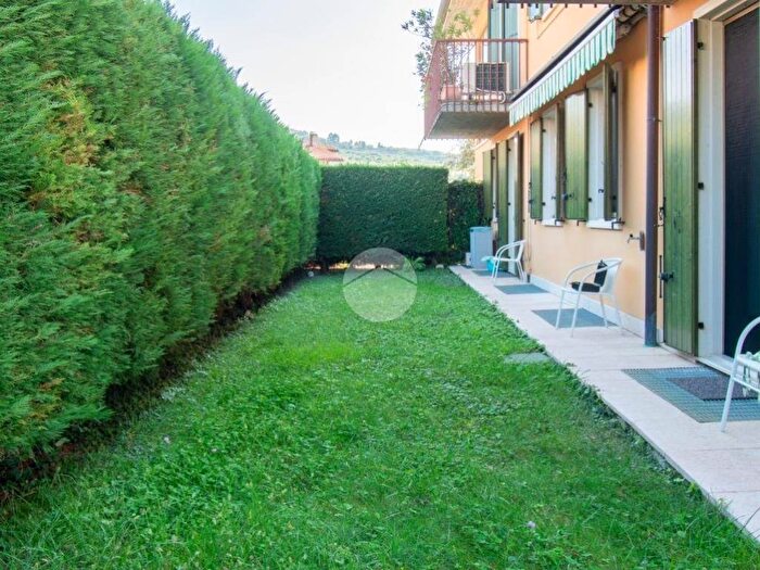 Appartamento trilocale in vendita in Via Graziani, Valgatara, Marano di Valpolicella