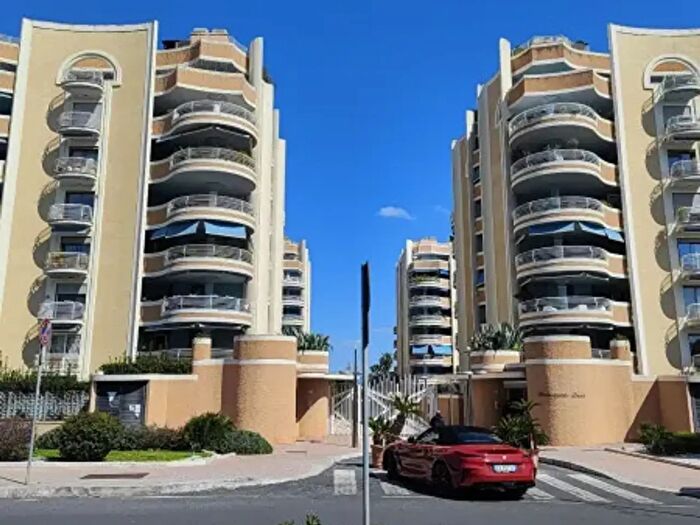 Appartamento bilocale in vendita in Via Robert Musil, Roma