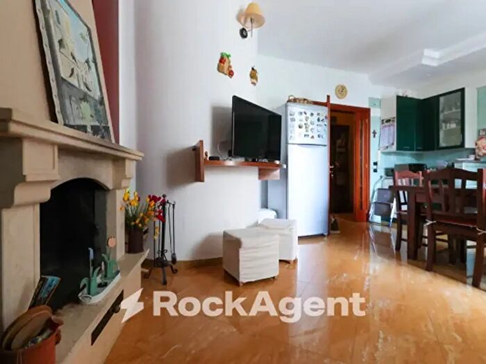 Appartamento con 6 locali in vendita in Largo Piano Grande, Catanzaro