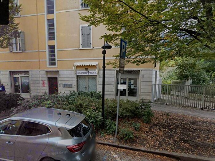 Casa in affitto in Via Giuseppe Giusti, Semicentro, Trento