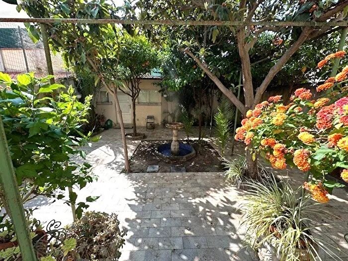 Casa con 10 locali in vendita in Viareggio