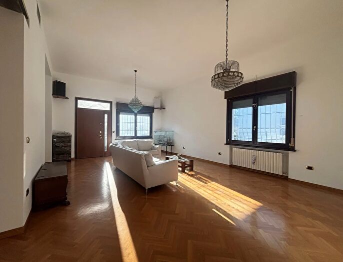 Appartamento quadrilocale in vendita in Via XXV Aprile, Sorbolo Mezzani