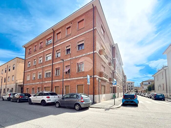 Appartamento quadrilocale in vendita in Via Gabriele dAnnunzio, Avezzano