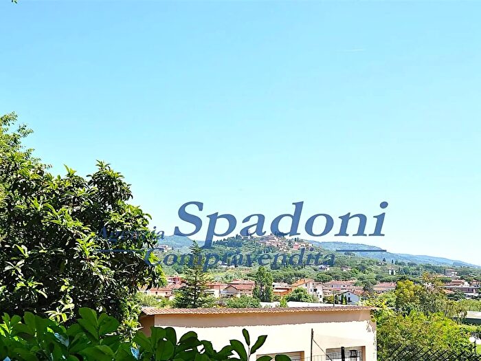Appartamento bilocale in vendita in Uzzano