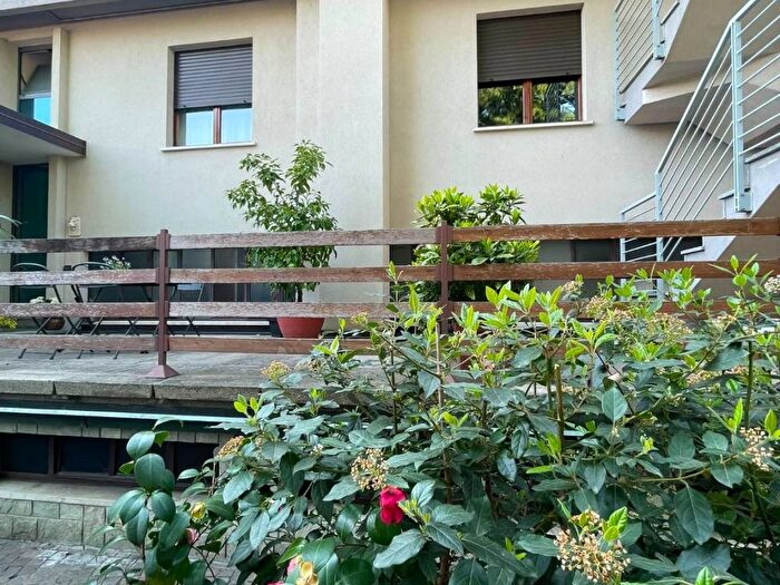 Appartamento trilocale in affitto in Via Lombardia, Meda