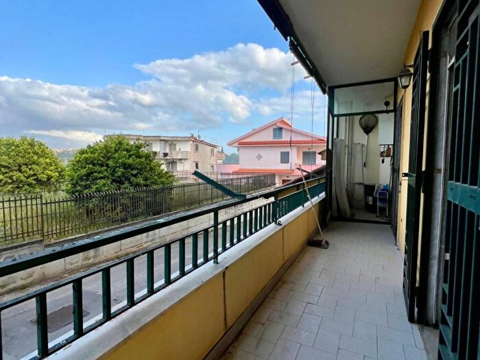 Appartamento trilocale in affitto in Via Barco, Marano di Napoli