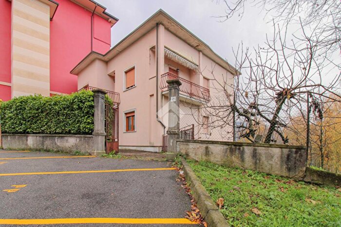 Casa con 8 locali in vendita in Via Ragazzi del, Lumezzane