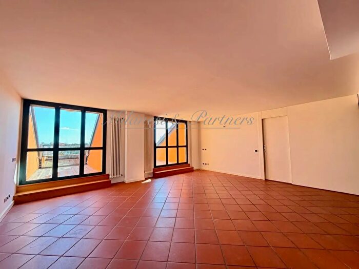 Appartamento trilocale in vendita in Via San Lazzaro, Bergamo