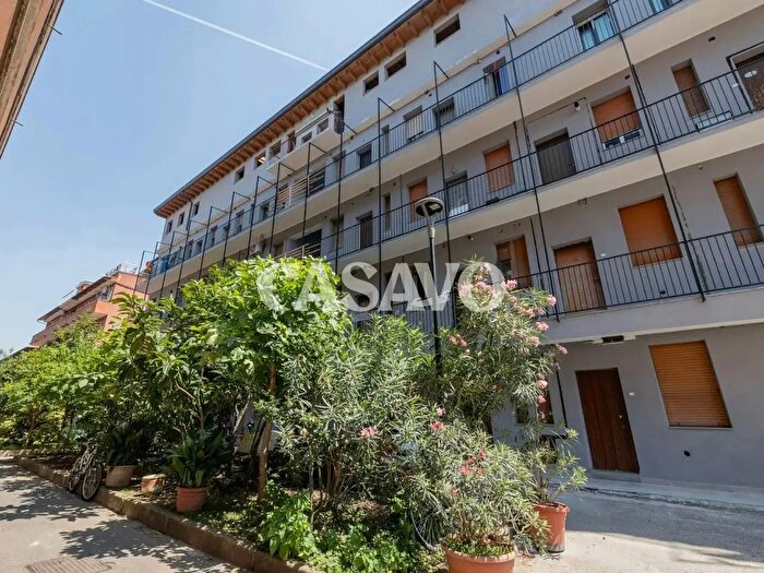 Appartamento bilocale in vendita in Via Tripoli, Paderno Dugnano