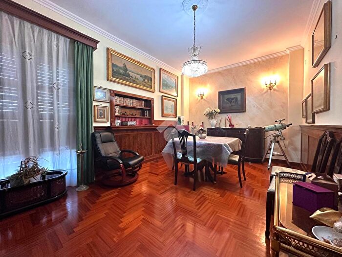 Appartamento quadrilocale in vendita in Via Positano, Torre Del Greco