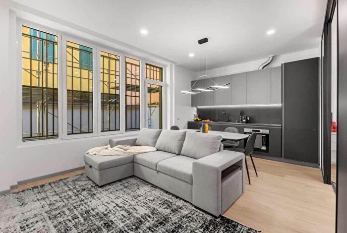 Appartamento bilocale in vendita in Milano