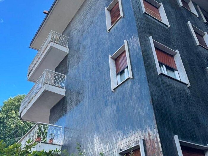 Appartamento trilocale in affitto in Via Stefano Legnani, Ippodromo San Gallo, Varese