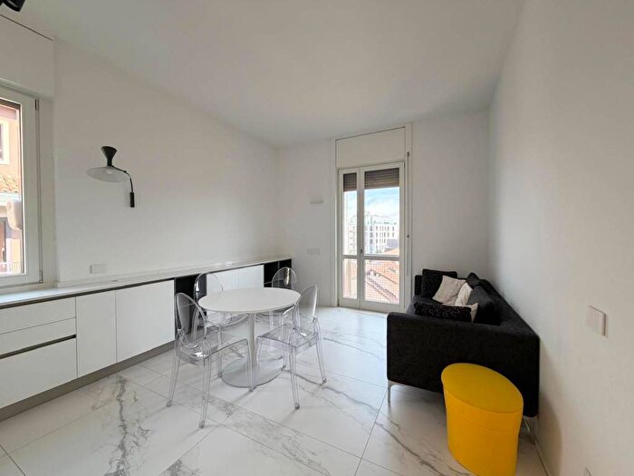 Appartamento bilocale in affitto in Largo della Crocetta, Quadronno Crocetta, Milano