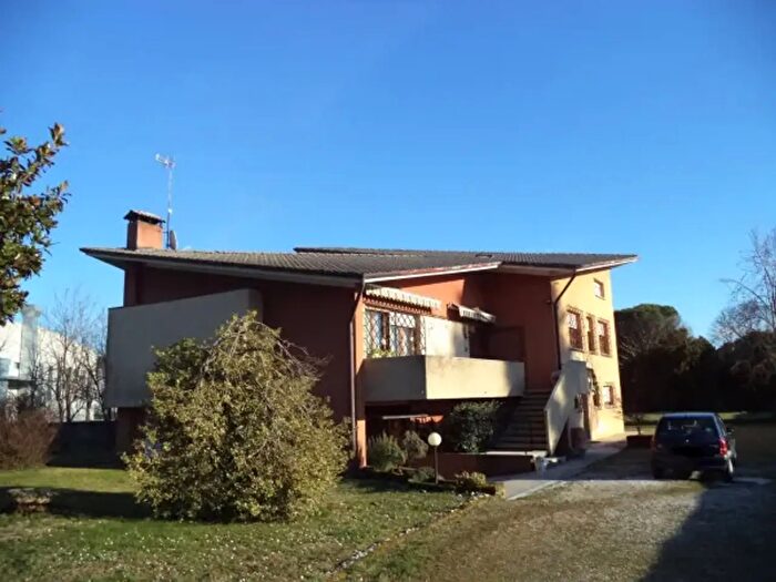 Casa con 6 locali in vendita in Codroipo