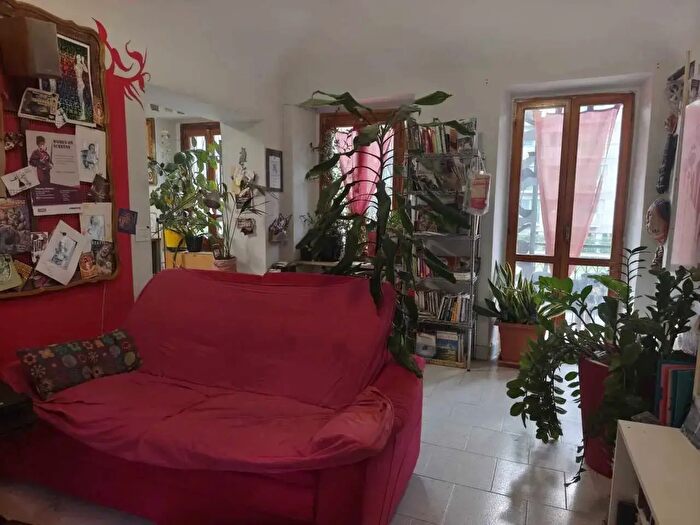 Appartamento trilocale in vendita in Via Errico Petrella, Torino