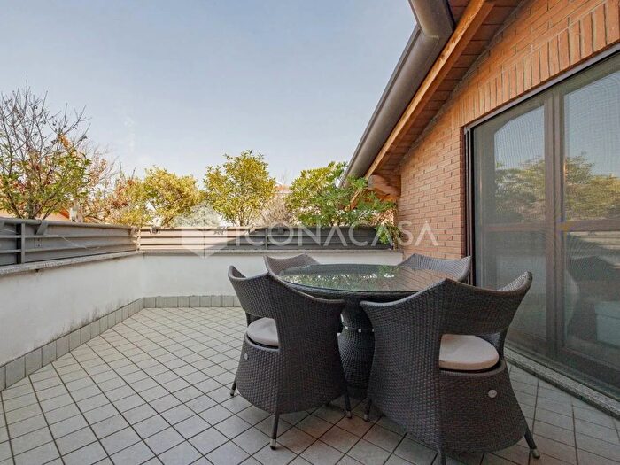 Appartamento quadrilocale in vendita in Via Nazario Sauro, Legnano