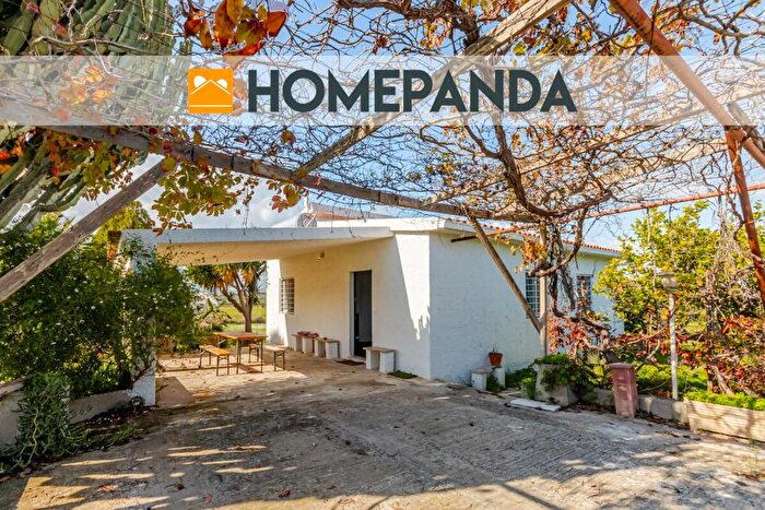 Casa con 5 locali in vendita in Strada di Bonifica Cuba, Noto