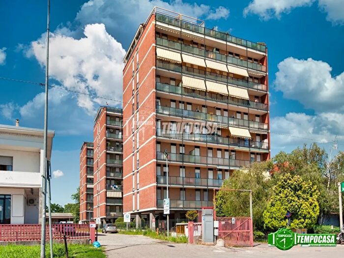 Appartamento quadrilocale in vendita in Via Giuseppe Mazzini, Muggiò