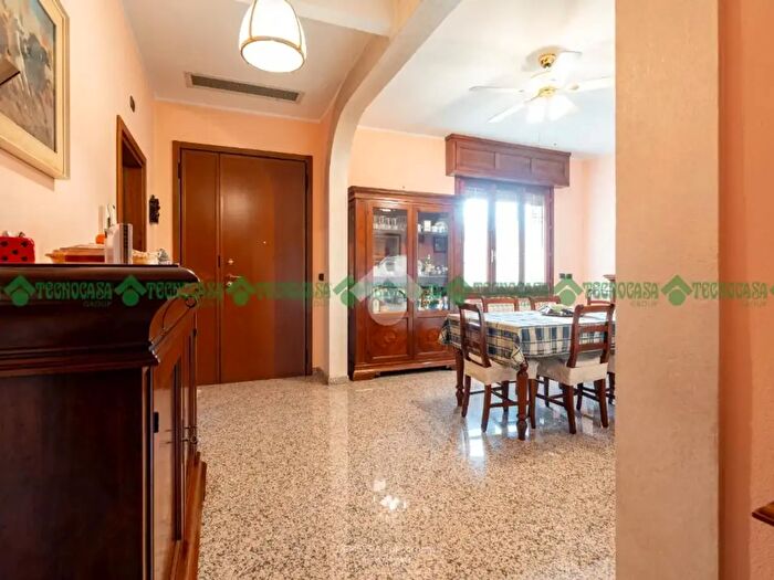 Casa con 6 locali in vendita in Via San Cesario, Castelfranco Emilia