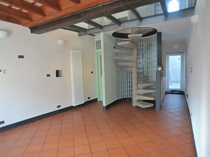 Casa trilocale in vendita in Frazione Prarolo, Isola Del Cantone