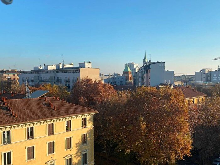 Appartamento bilocale in affitto in Piazza Diocleziano, Cenisio, Milano