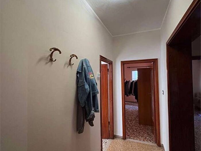 Appartamento quadrilocale in affitto in VIA SAN SALVATORE, Centro Storico, Modena