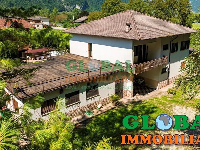 Casa con 5 locali in vendita in Via Masetto Vecchio, Grigno