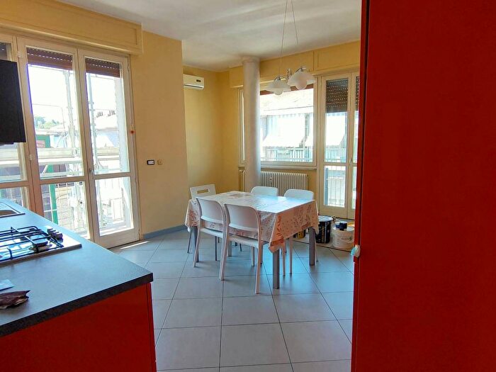 Appartamento trilocale in affitto in Via Pietro Micca, Corso Dante, Asti