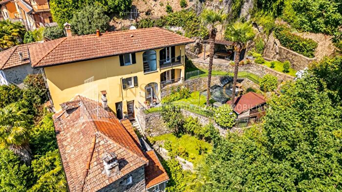 Casa monolocale in vendita in Maccagno con Pino e Veddasca