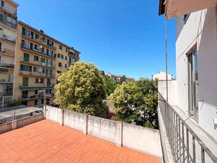 Appartamento bilocale in vendita in Via del Ponte alle Mosse, Firenze