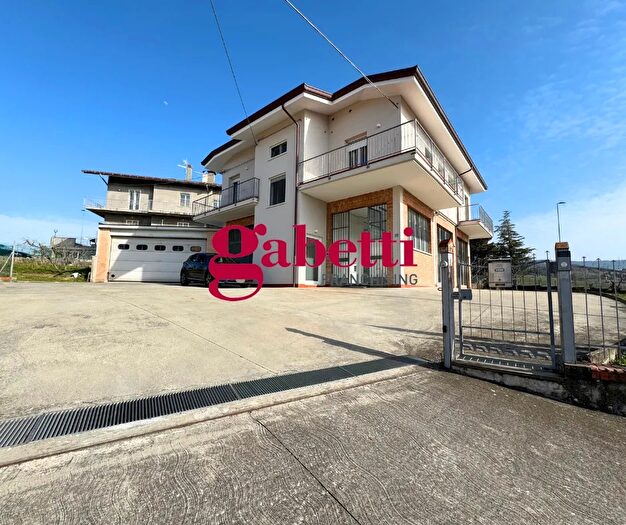 Appartamento quadrilocale in vendita in Verucchio