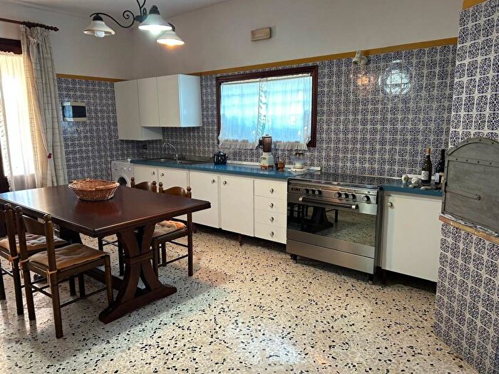 Casa trilocale in affitto in Via San Giuseppe, Petrosino