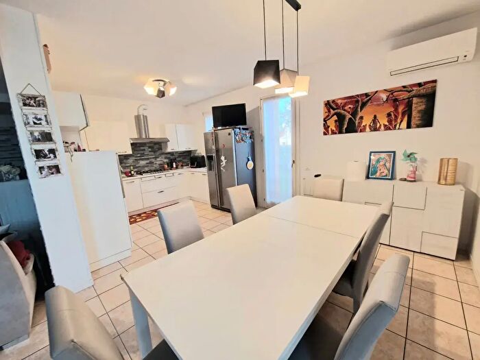 Casa quadrilocale in vendita in Via Firenze, Lonigo