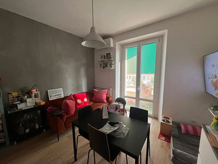Appartamento trilocale in affitto in Viale Guidoni, Firenze