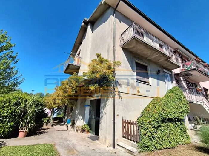 Casa quadrilocale in vendita in Viale Adolfo Consolini, Molteno