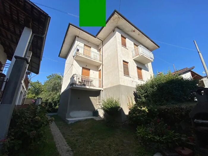 Case in Vendita e in Affitto - 2