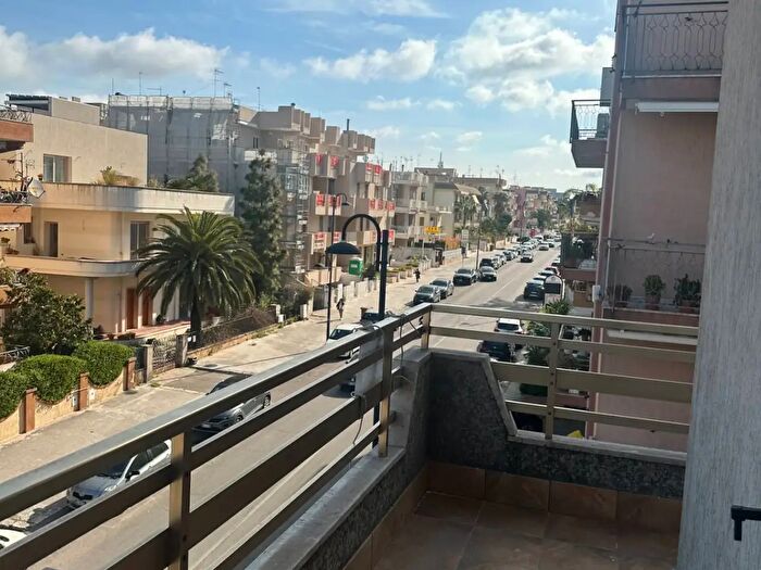 Appartamento con 5 locali in vendita in Via Verga, Gallipoli