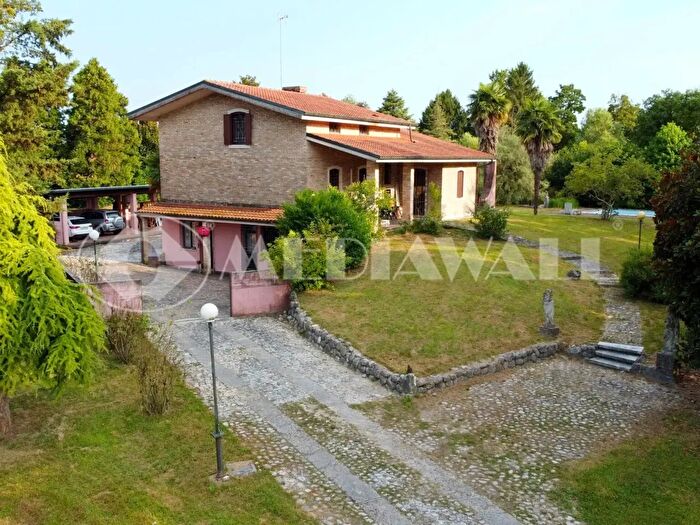 Casa con 10 locali in vendita in Frazione Villanova a, Pordenone